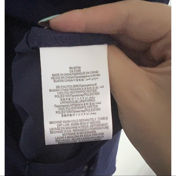 BCBG Generation dress. Only worn once. Perfect condition. All hardware intact - Picture 8 of 9